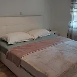 Apartment 1 bedroom, balcony. Free wifi&parking